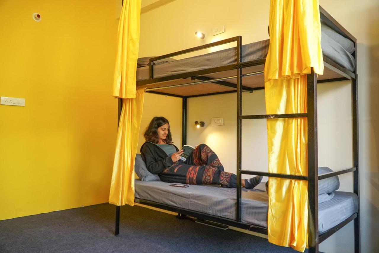 Firefly Hostel Manāli Екстериор снимка