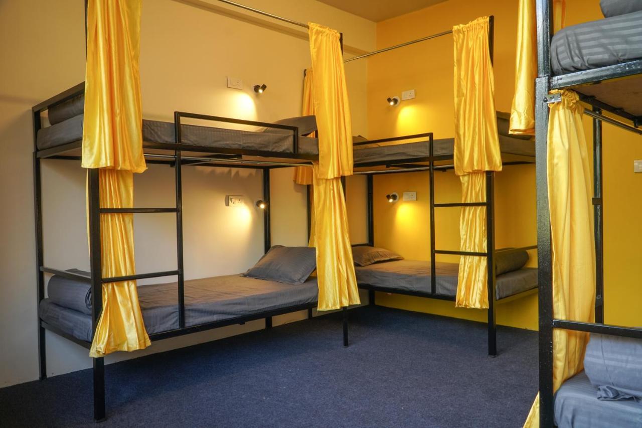 Firefly Hostel Manāli Екстериор снимка